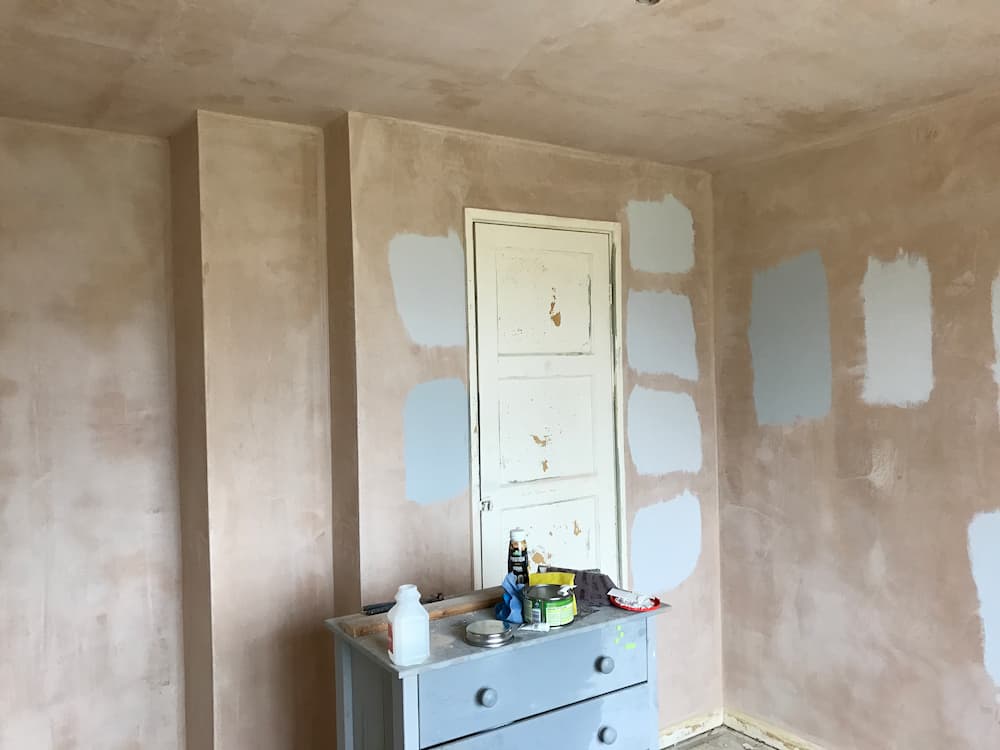 room-being-prepared-for-decorating